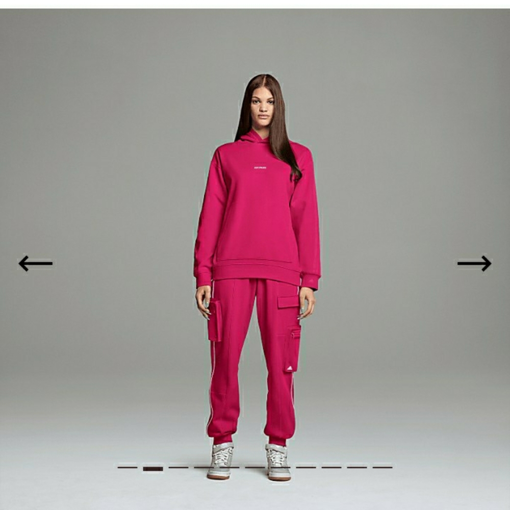 ADIDAS × IVY PARK Sweatshirt